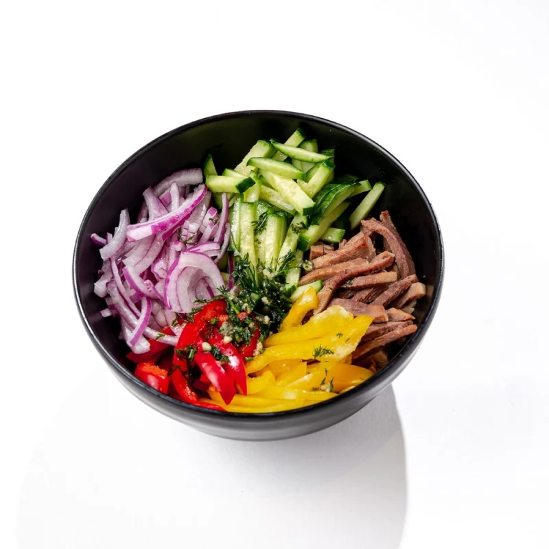 Салат с языком и миксом овощей